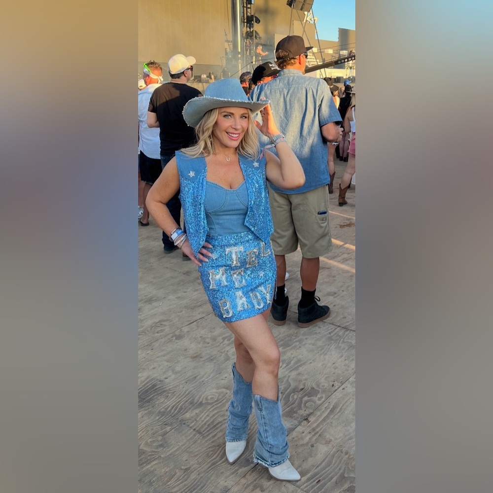 East N West Label Sequin Western Festival Set Vest, Top & Skirt | Size S,XS & 1 - Picture 1 of 17
